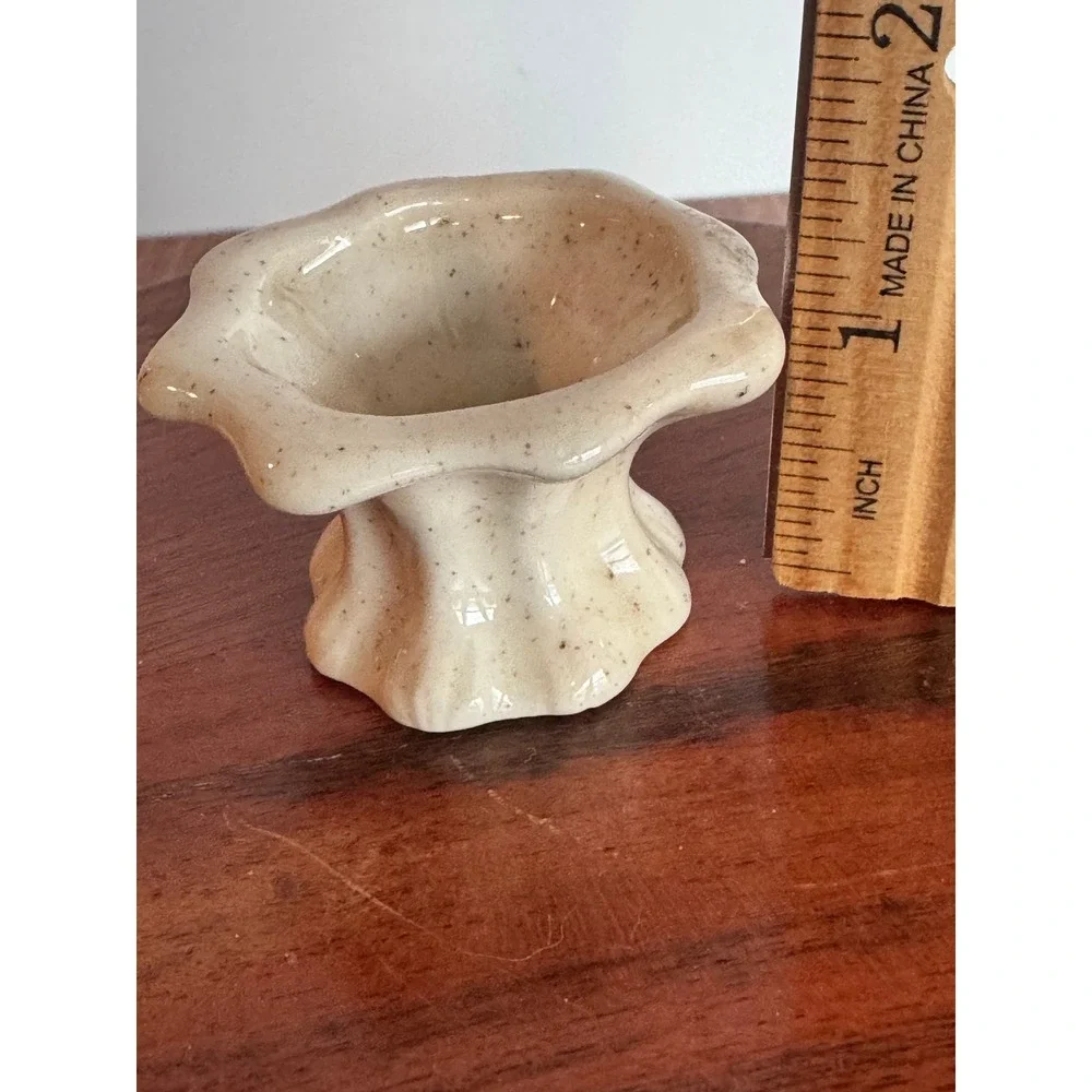 Vintage‎ Ceramic Cat Egg With Stand Hand Painted